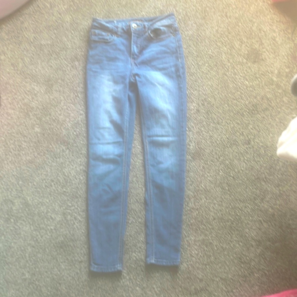 These are rue21 low rise jeans in a size small